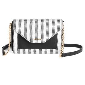 NINE WEST CLUTCH